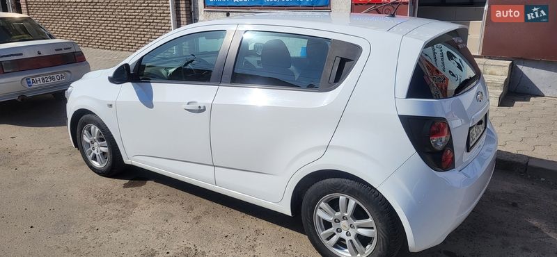 Хетчбек Chevrolet Aveo 2013 в Вознесенську