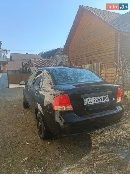 Седан Chevrolet Aveo 2005 в Дубовом
