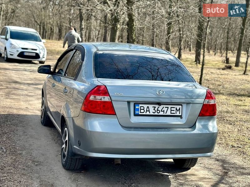 Седан Chevrolet Aveo 2012 в Кропивницком