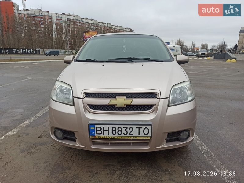 Седан Chevrolet Aveo 2008 в Харькове