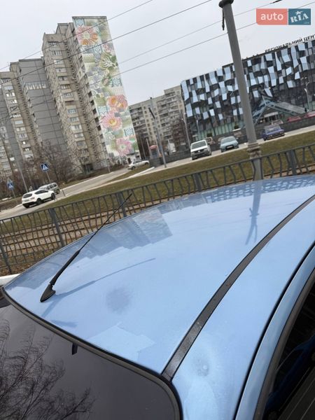 Седан Chevrolet Aveo 2004 в Харькове