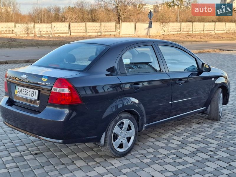 Седан Chevrolet Aveo 2008 в Житомире