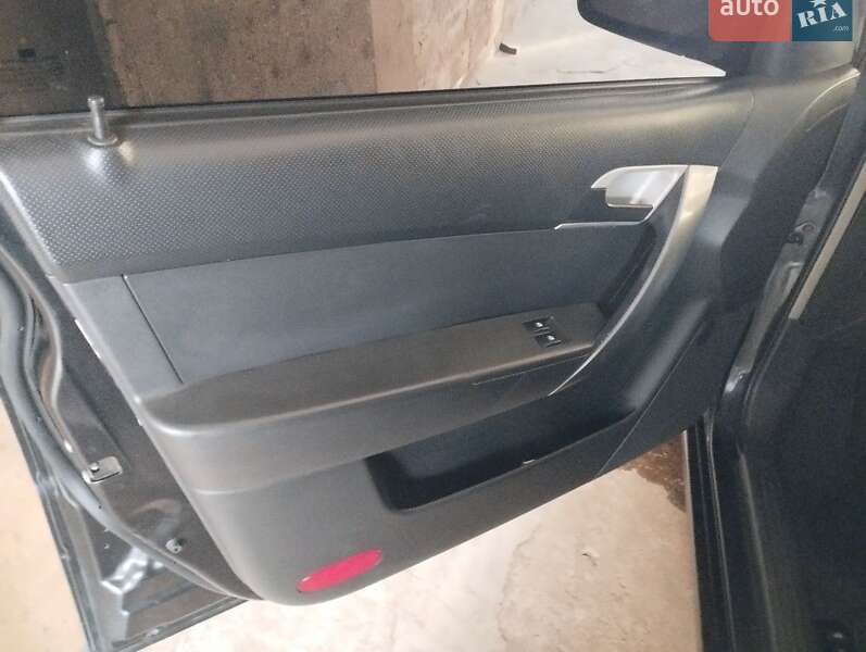 Хэтчбек Chevrolet Aveo 2008 в Кривом Роге фото 12 Хэтчбек Chevrolet Aveo 2008 в Кривом Роге