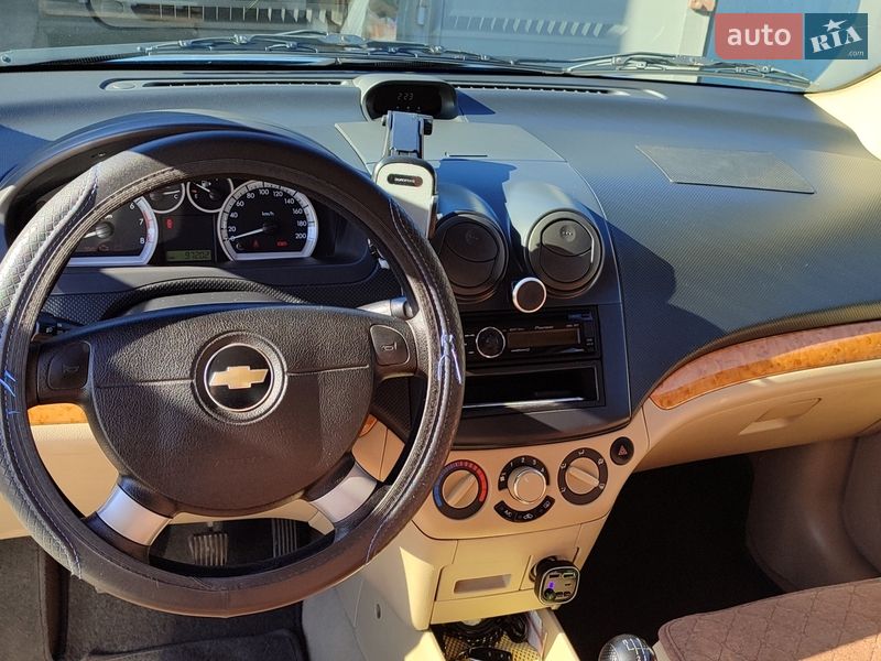 Седан Chevrolet Aveo 2007 в Южноукраинске