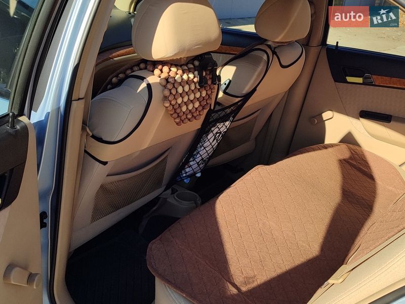 Седан Chevrolet Aveo 2007 в Южноукраинске