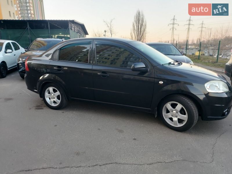 Седан Chevrolet Aveo 2011 в Киеве фото 10 Седан Chevrolet Aveo 2011 в Киеве