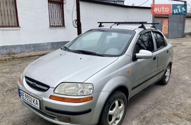 Седан Chevrolet Aveo 2004 в Днепре