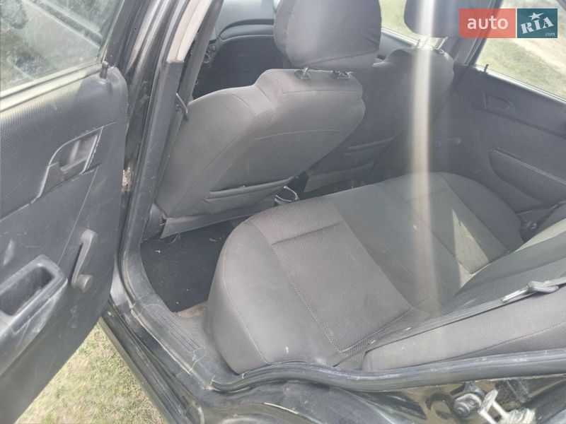Седан Chevrolet Aveo 2008 в Ровно фото 5 Седан Chevrolet Aveo 2008 в Ровно