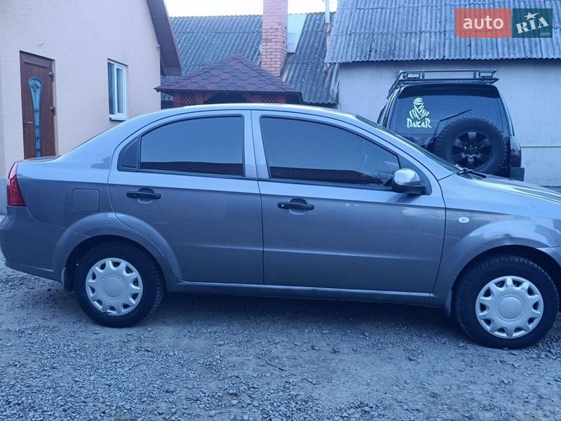 Седан Chevrolet Aveo 2007 в Тячеве