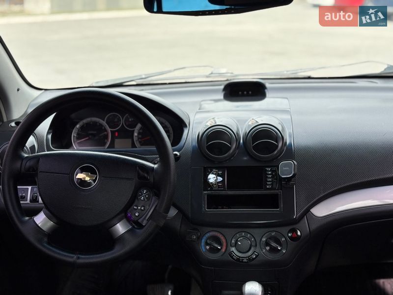 Седан Chevrolet Aveo 2007 в Днепре