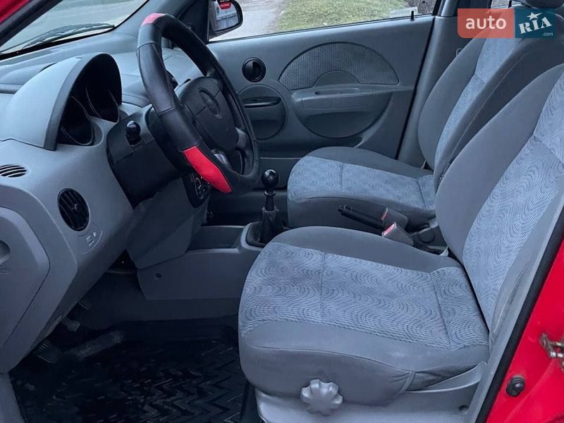 Седан Chevrolet Aveo 2003 в Мироновке