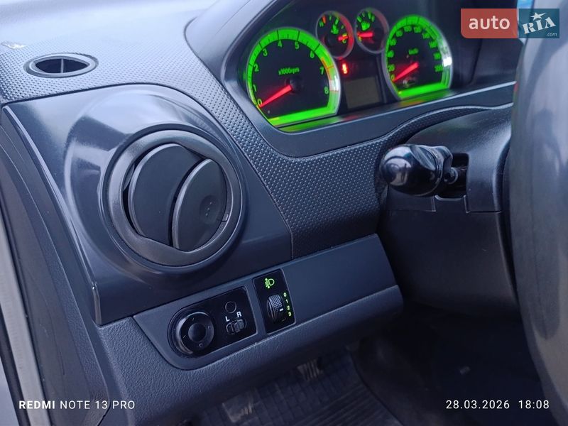 Седан Chevrolet Aveo 2008 в Житомире