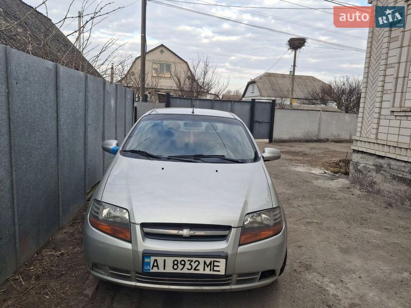 Хэтчбек Chevrolet Aveo 2006 в Богдановке