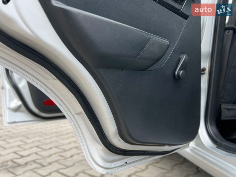 Седан Chevrolet Aveo 2011 в Виннице