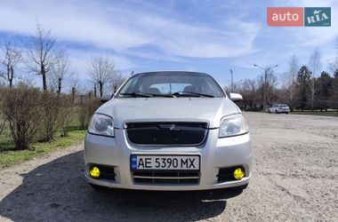 Седан Chevrolet Aveo 2006 в Кривому Розі