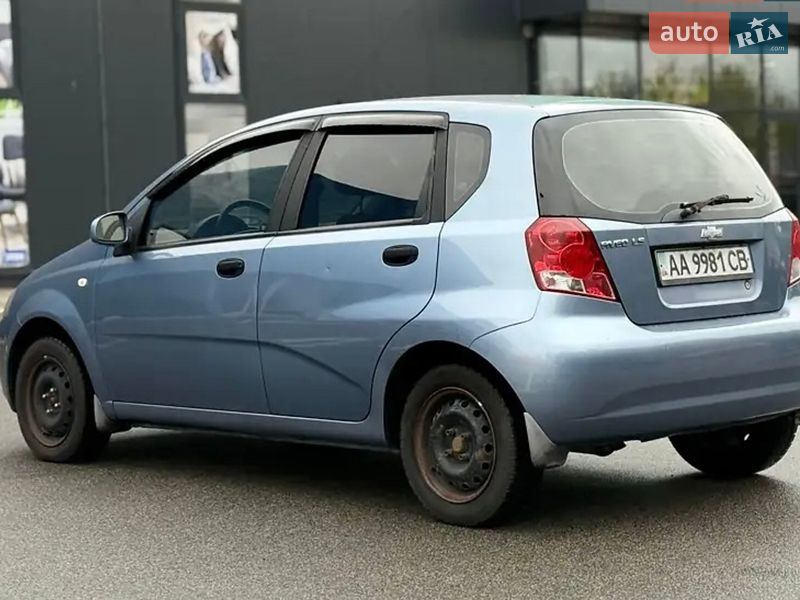 Хэтчбек Chevrolet Aveo 2006 в Киеве