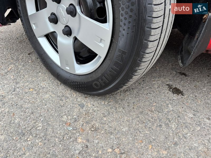 Хэтчбек Chevrolet Aveo 2006 в Могилев-Подольске фото 15 Хэтчбек Chevrolet Aveo 2006 в Могилев-Подольске