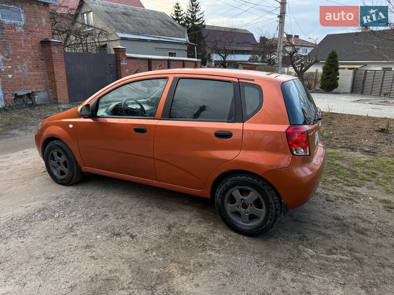Хетчбек Chevrolet Aveo 2006 в Харкові