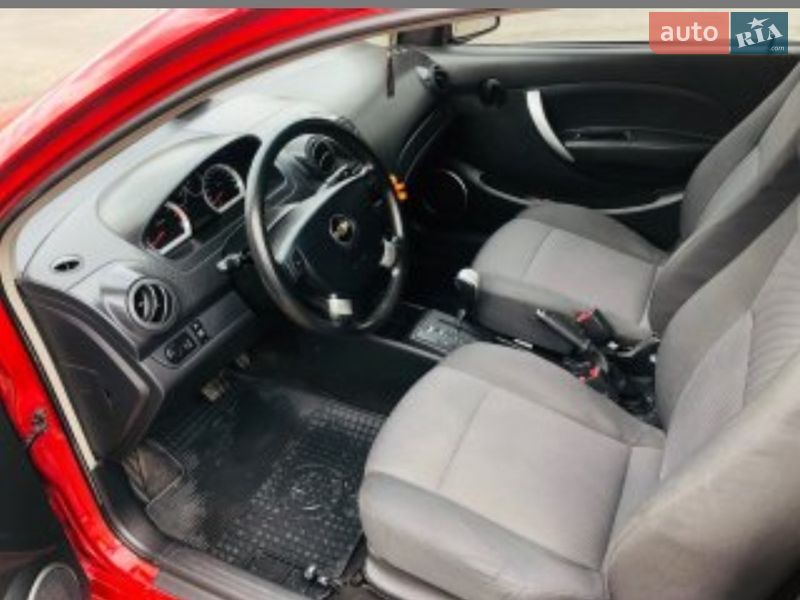 Хетчбек Chevrolet Aveo 2011 в Благовіщенську