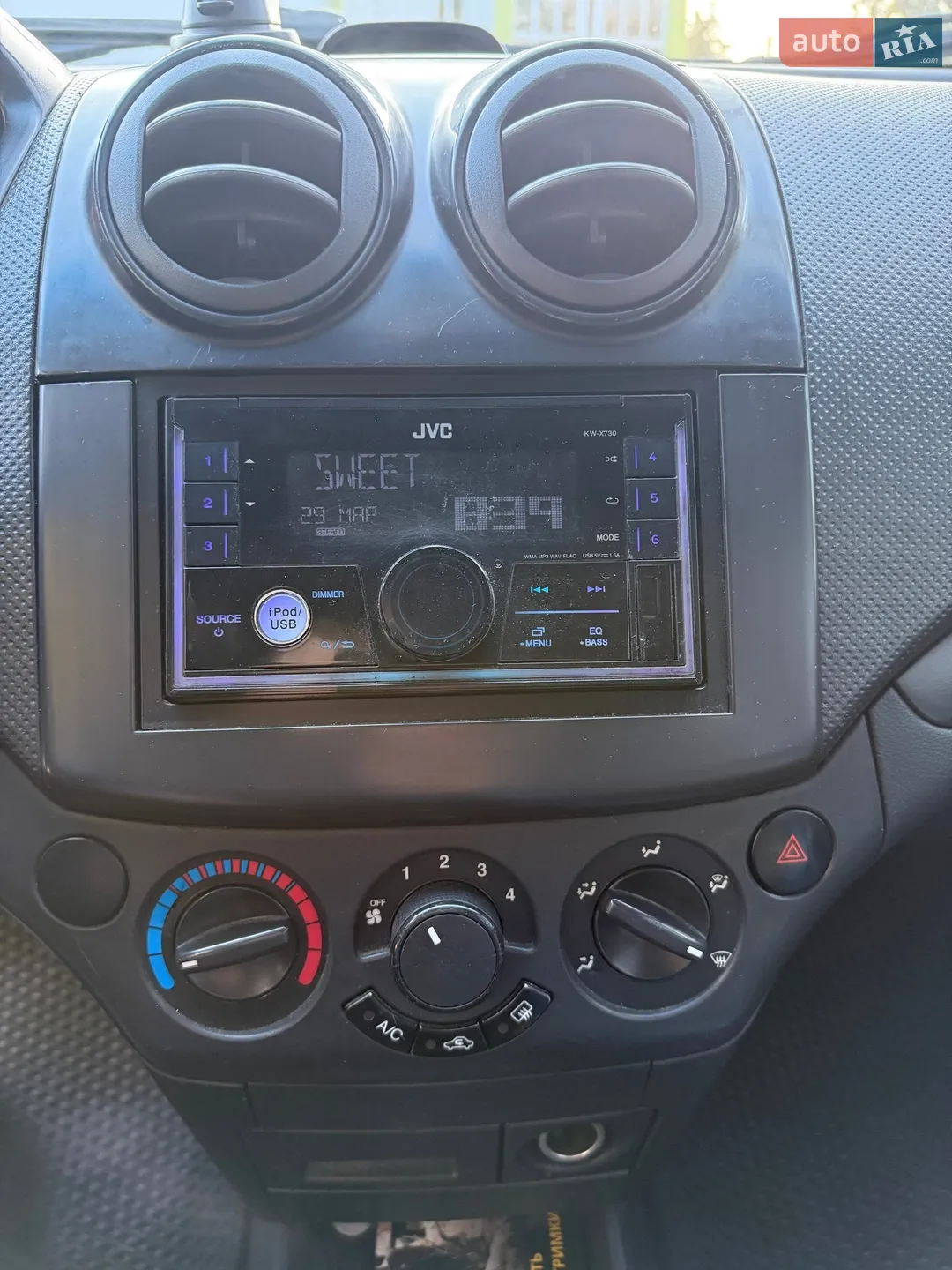 2011 Chevrolet Aveo - мініатюра 20