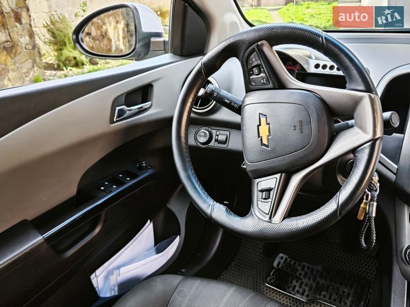 Седан Chevrolet Aveo 2012 в Хусті фото 9 Седан Chevrolet Aveo 2012 в Хусті