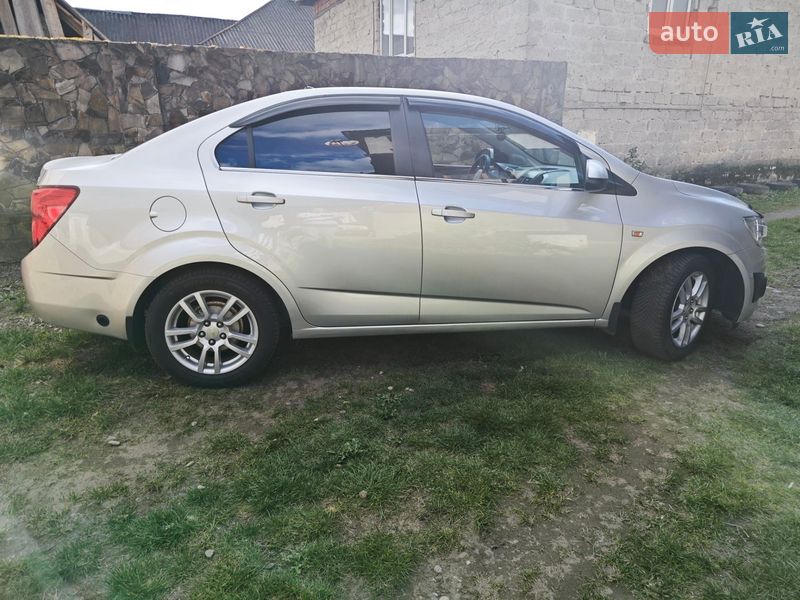 Седан Chevrolet Aveo 2012 в Хусті фото 7 Седан Chevrolet Aveo 2012 в Хусті