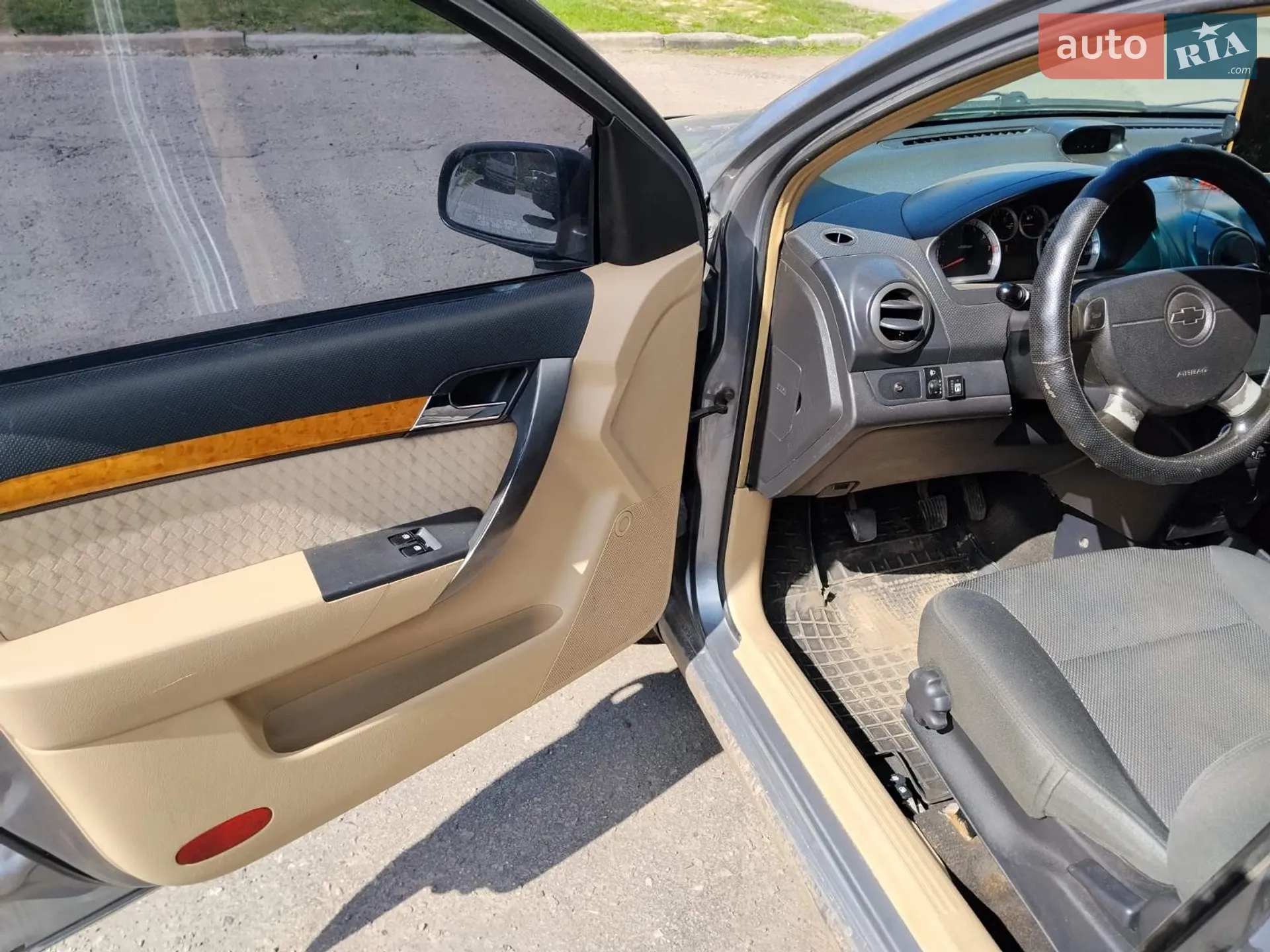 2011 Chevrolet Aveo - мініатюра 2