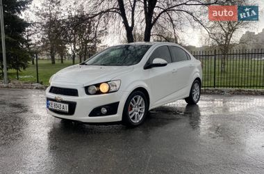 Седан Chevrolet Aveo 2014 в Дніпрі