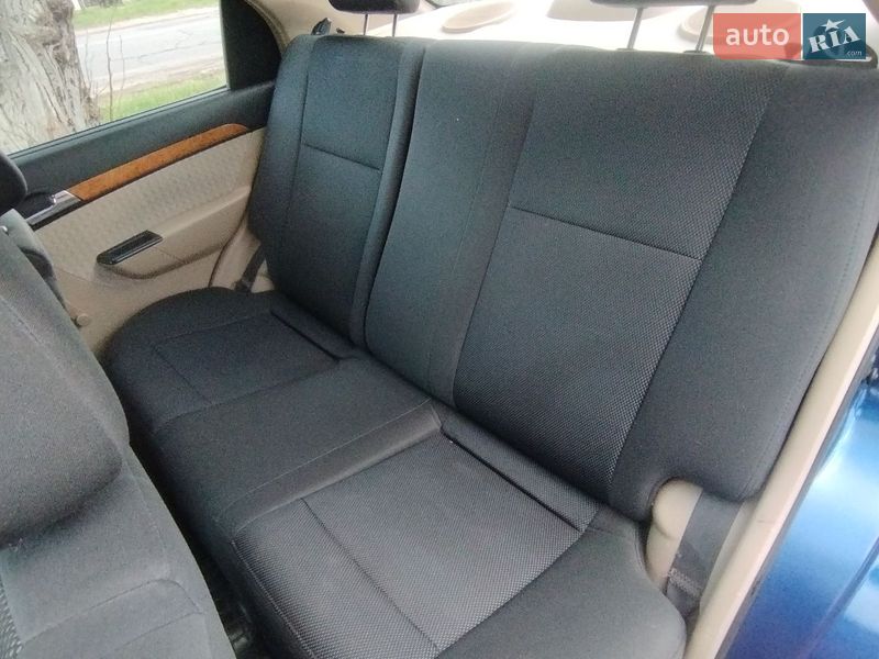 Седан Chevrolet Aveo 2009 в Борисполе