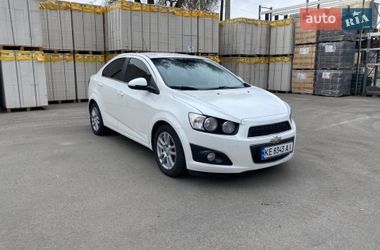 Седан Chevrolet Aveo 2014 в Дніпрі