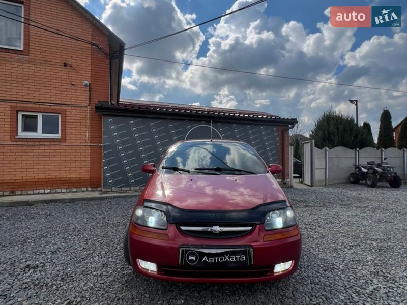 Седан Chevrolet Aveo 2005 в Дергачах