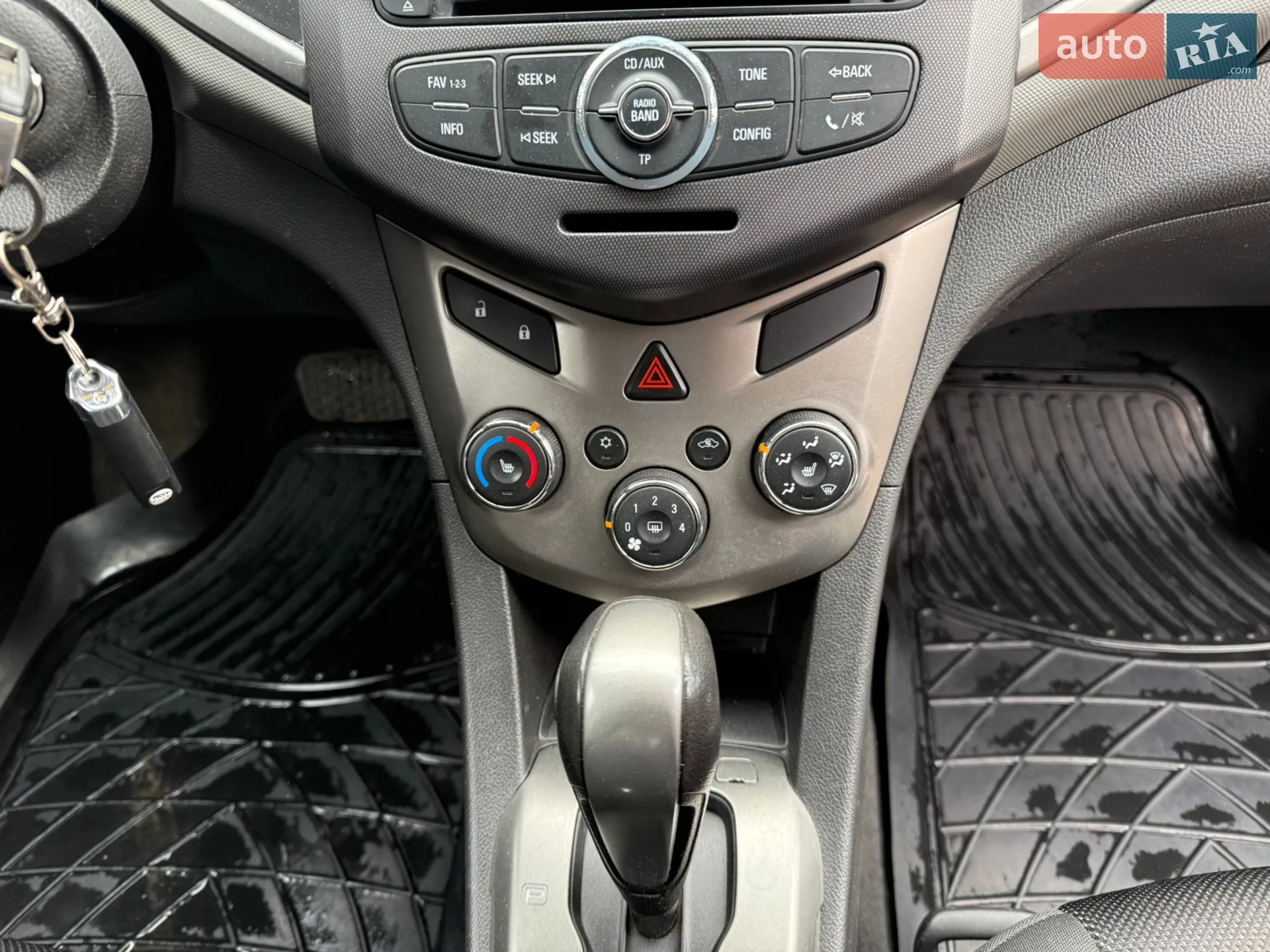 2012 Chevrolet Aveo - мініатюра 9