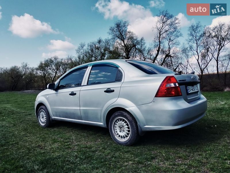 Седан Chevrolet Aveo 2007 в Чорткове