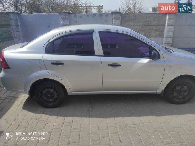 Седан Chevrolet Aveo 2008 в Ивано-Франковске