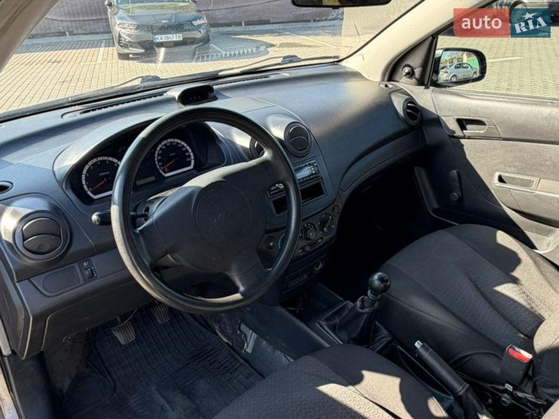 Седан Chevrolet Aveo 2011 в Черкассах