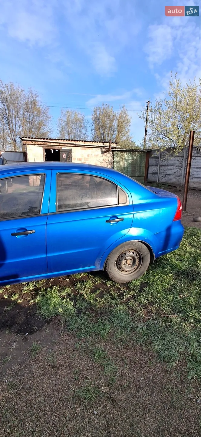 2011 Chevrolet Aveo - мініатюра 2