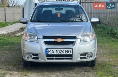 Седан Chevrolet Aveo 2011 в Кагарлику