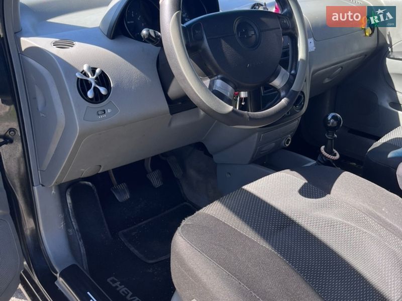 Хетчбек Chevrolet Aveo 2004 в Києві