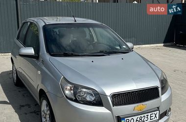 Хэтчбек Chevrolet Aveo 2011 в Тернополе