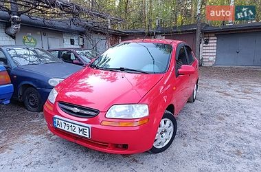 Седан Chevrolet Aveo 2005 в Обухове