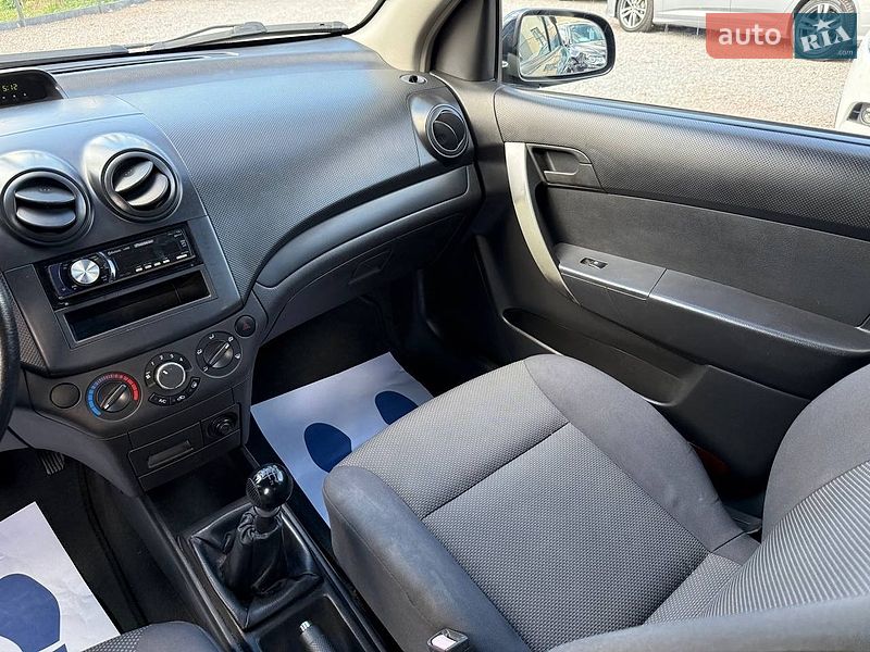 Седан Chevrolet Aveo 2007 в Стрые