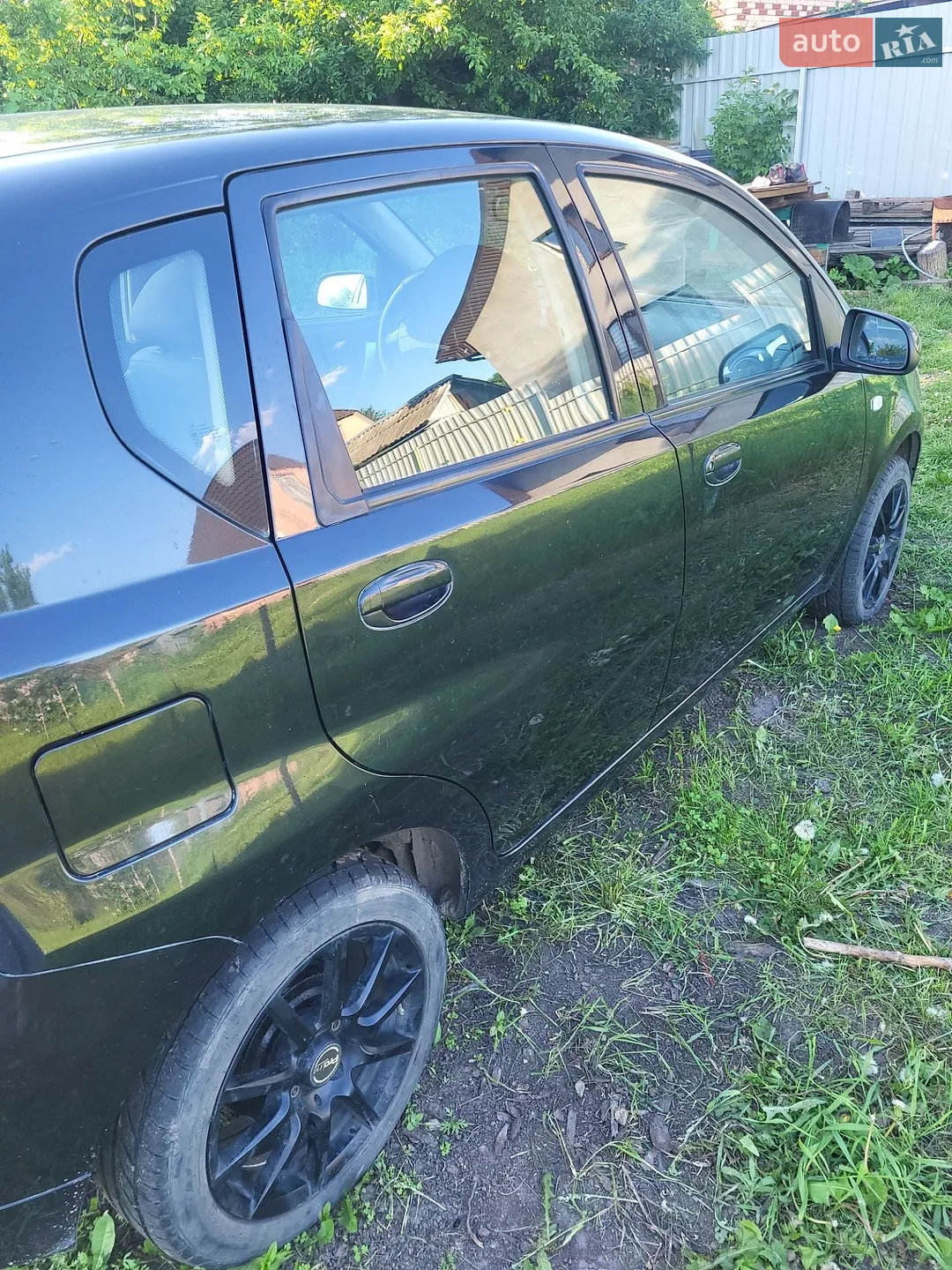 2010 Chevrolet Aveo - мініатюра 2