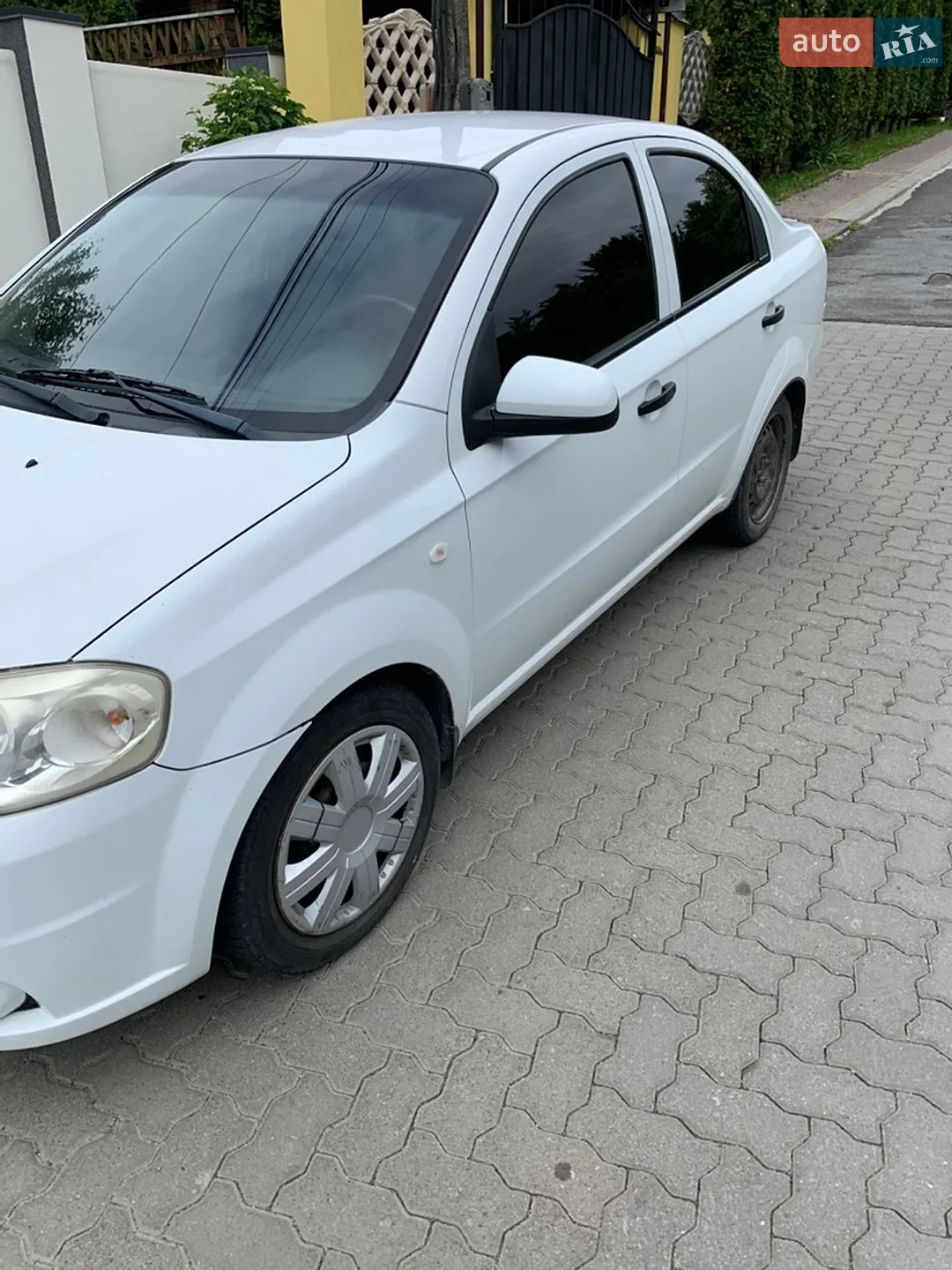 2011 Chevrolet Aveo - мініатюра 2