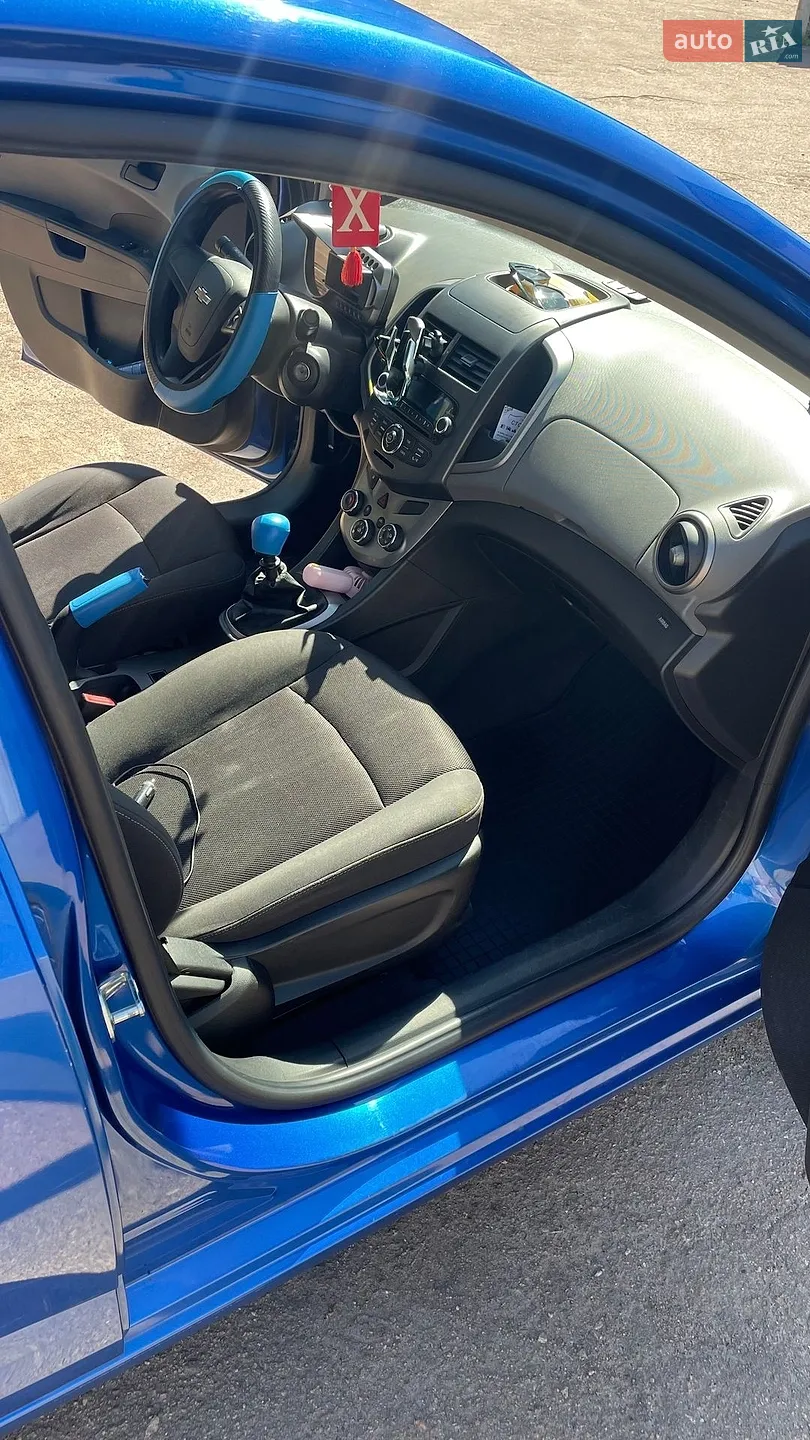 2012 Chevrolet Aveo - мініатюра 15