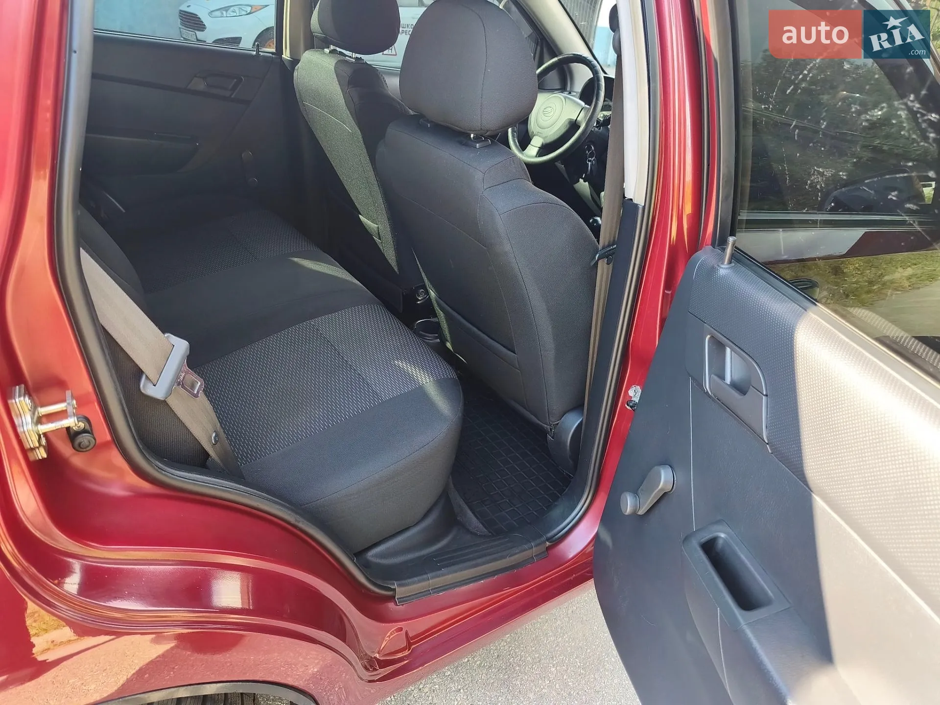 2012 Chevrolet Aveo - мініатюра 18