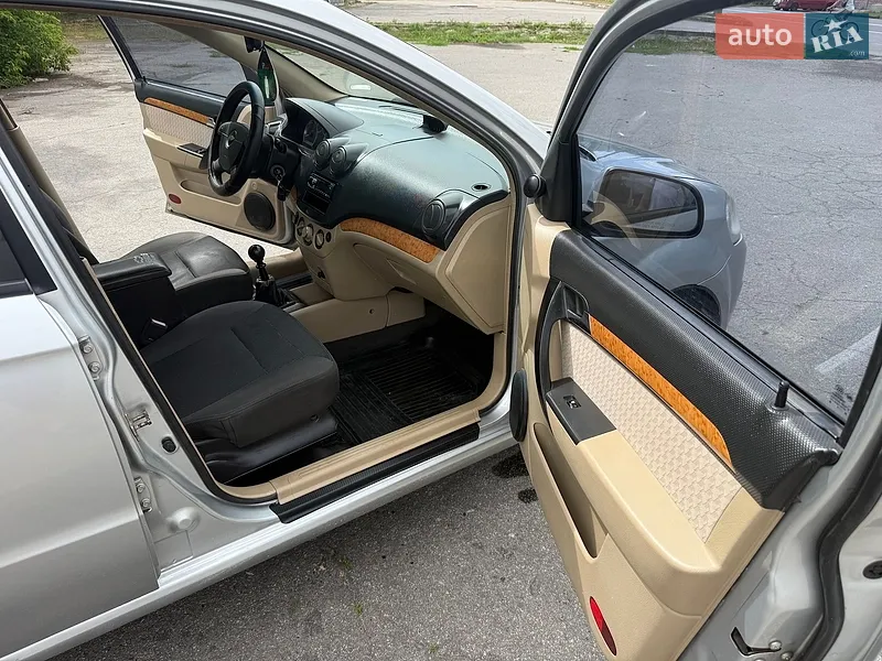 Chevrolet Aveo 2008 VIN Y6DTC58U88Y078150 фото оголошення 13 з 40