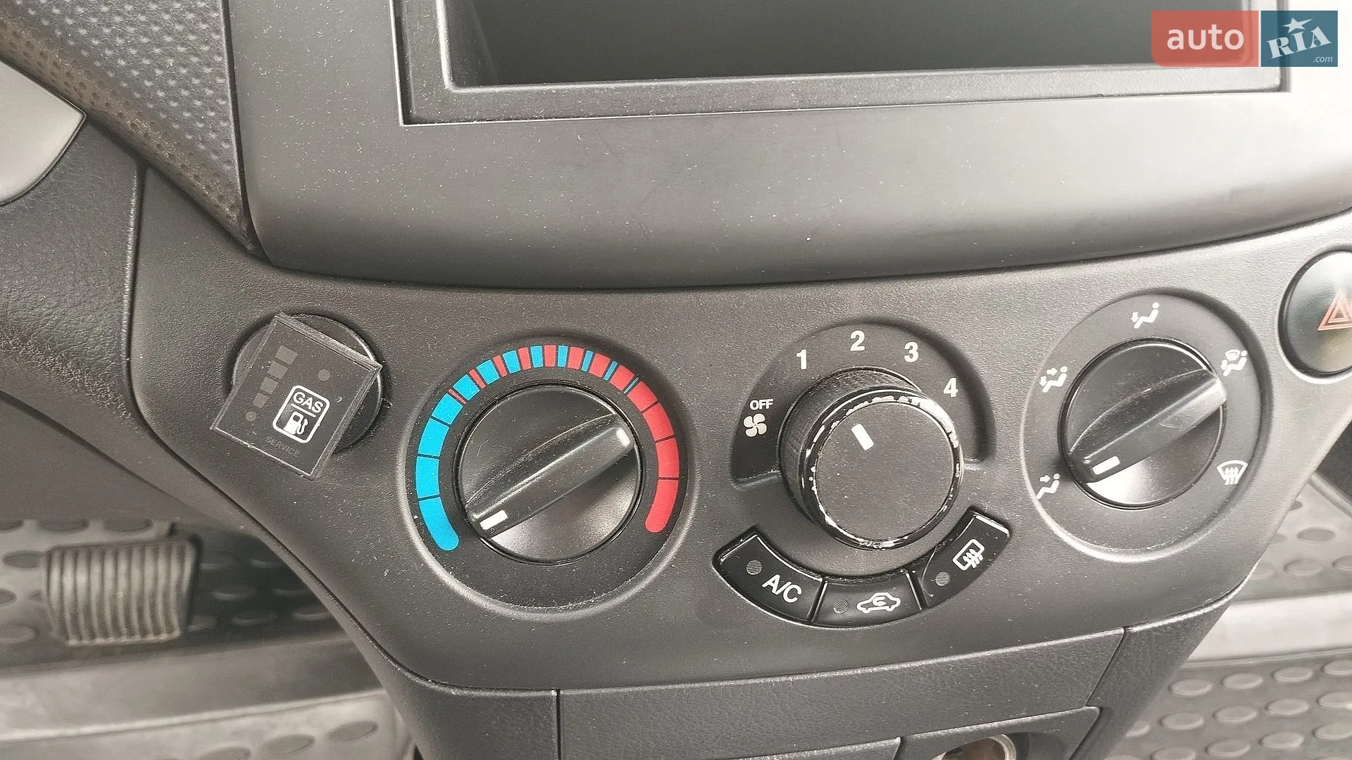 2011 Chevrolet Aveo - мініатюра 28