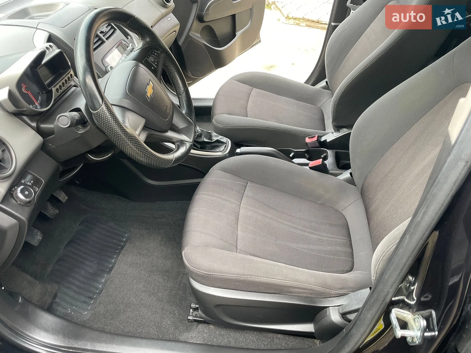 2012 Chevrolet Aveo - мініатюра 12
