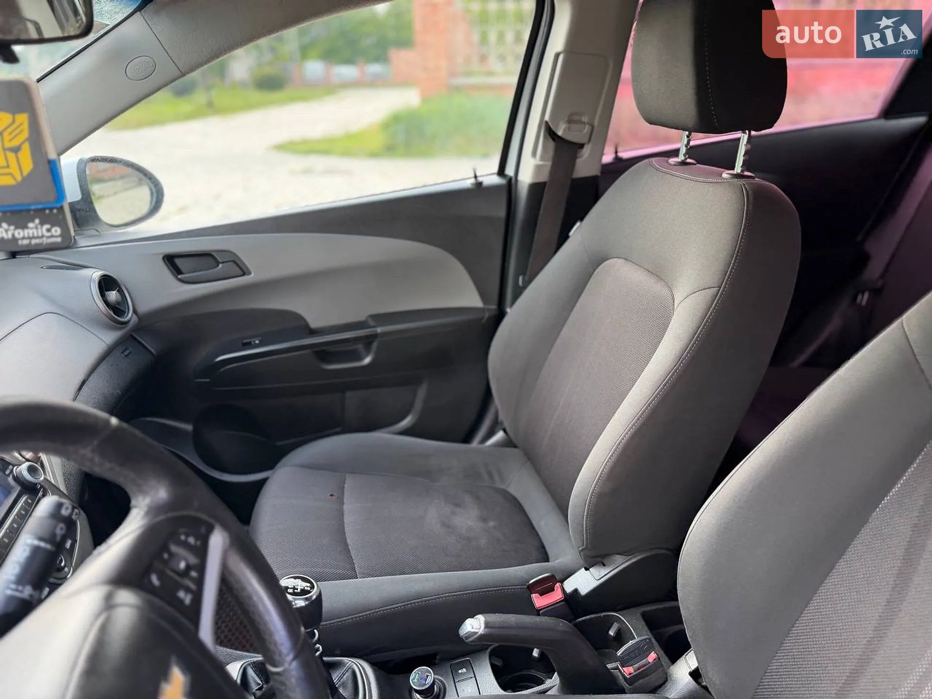 2013 Chevrolet Aveo - мініатюра 23