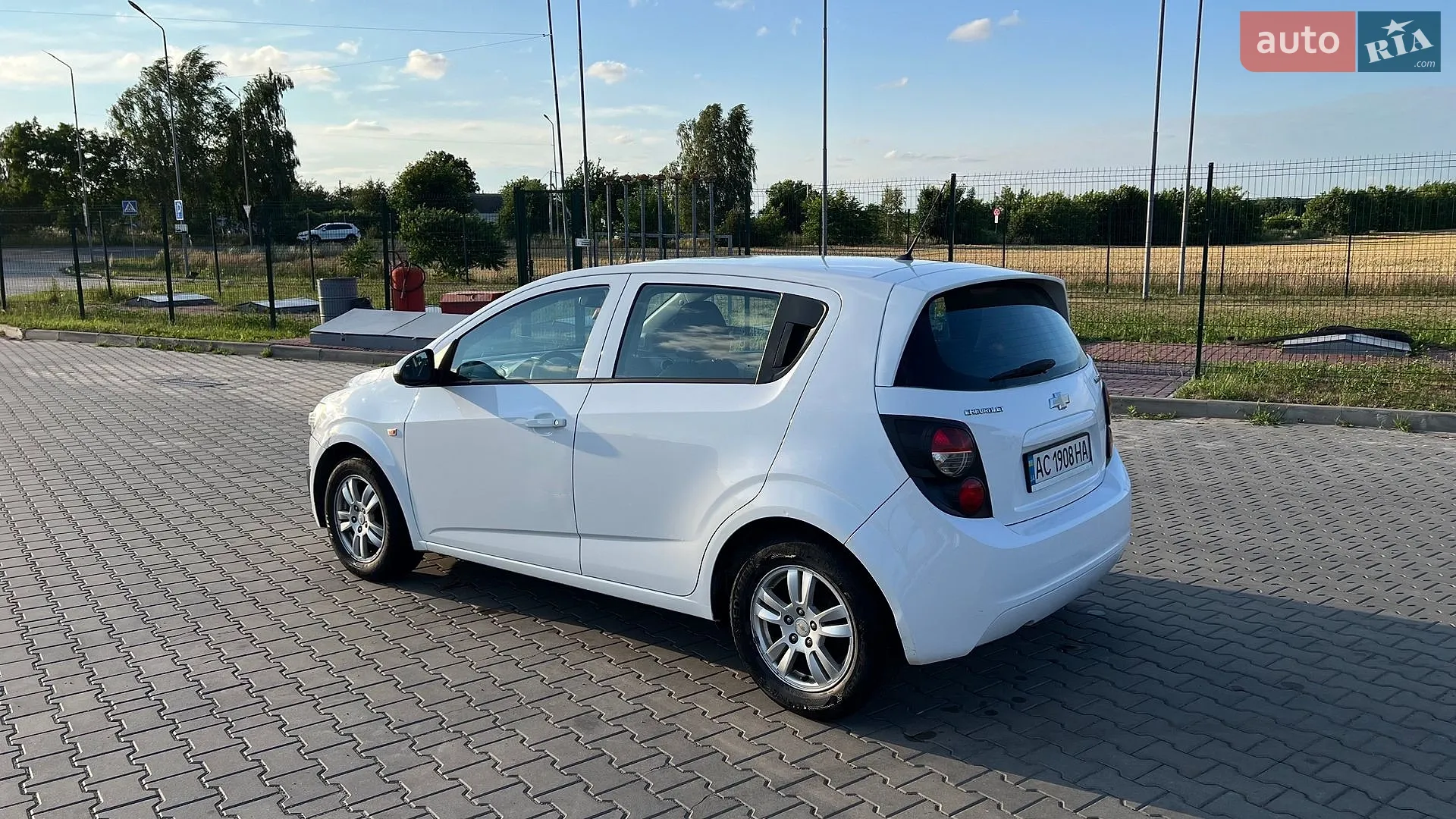 2012 Chevrolet Aveo - мініатюра 3